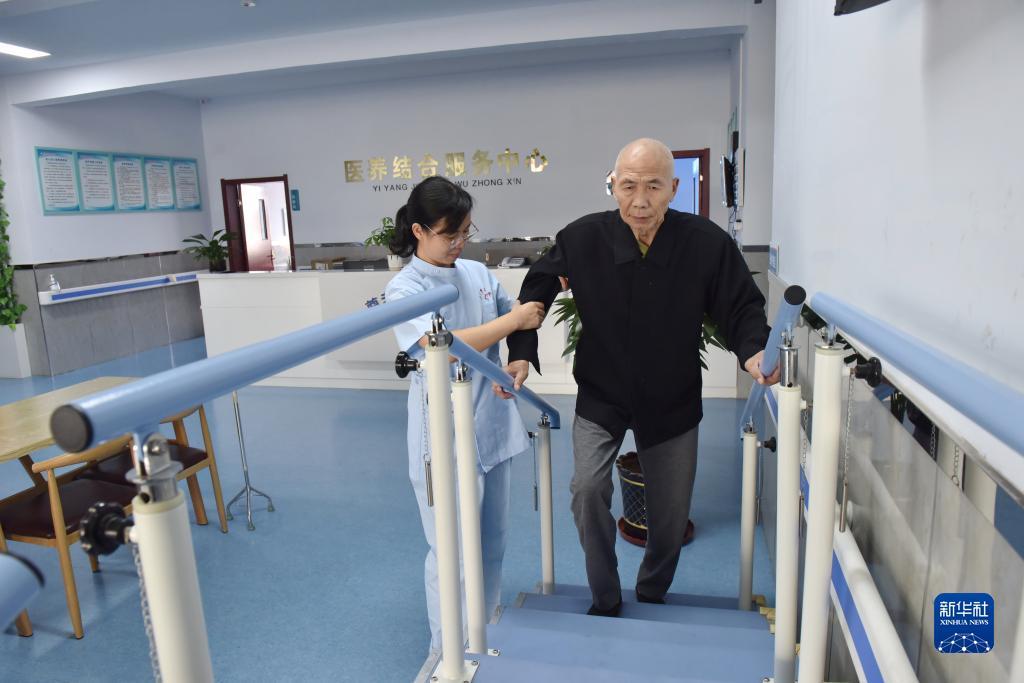 红太阳娱乐场